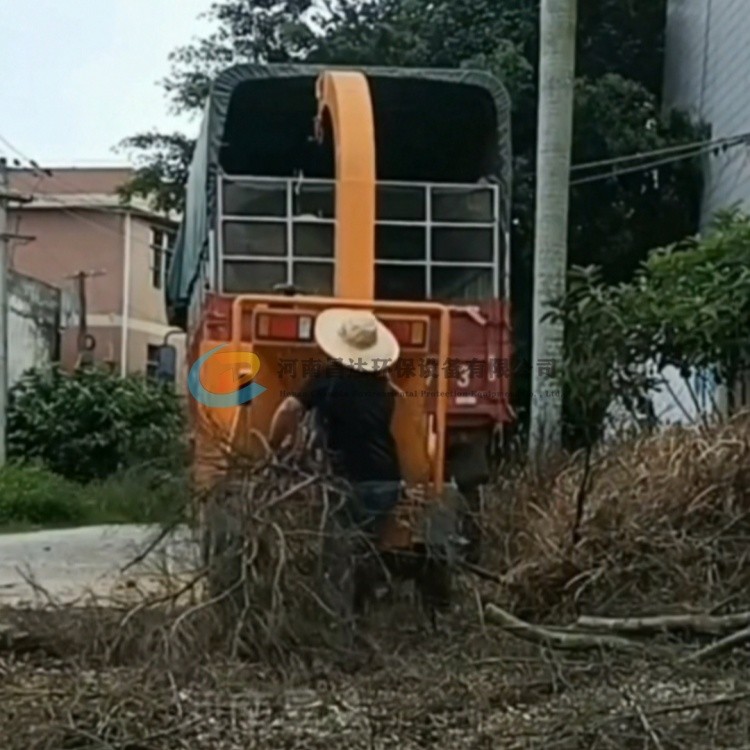 河南昌达三门峡客户订购加长出料树枝粉碎机.jpg